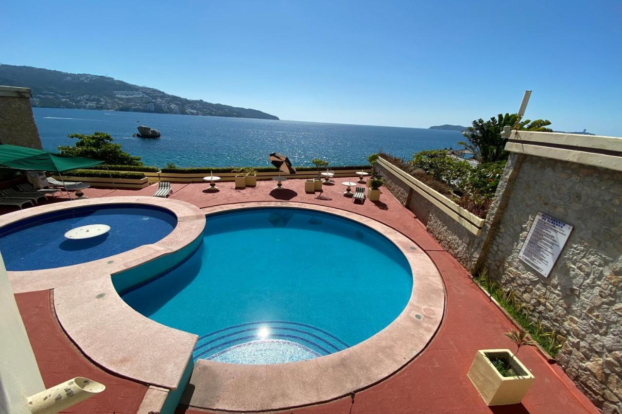 Hotel Nikko Acapulco Exterior photo